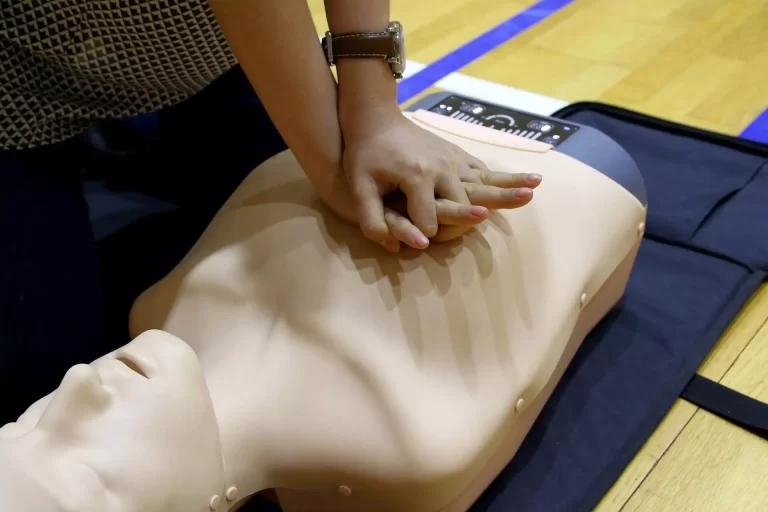 Basic Life Support Training Course CPR AED | The Heart Start CPR Training Center